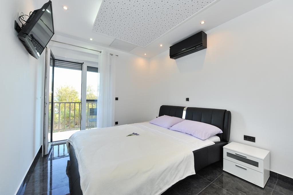 Villa Lily Privlaka  Dış mekan fotoğraf
