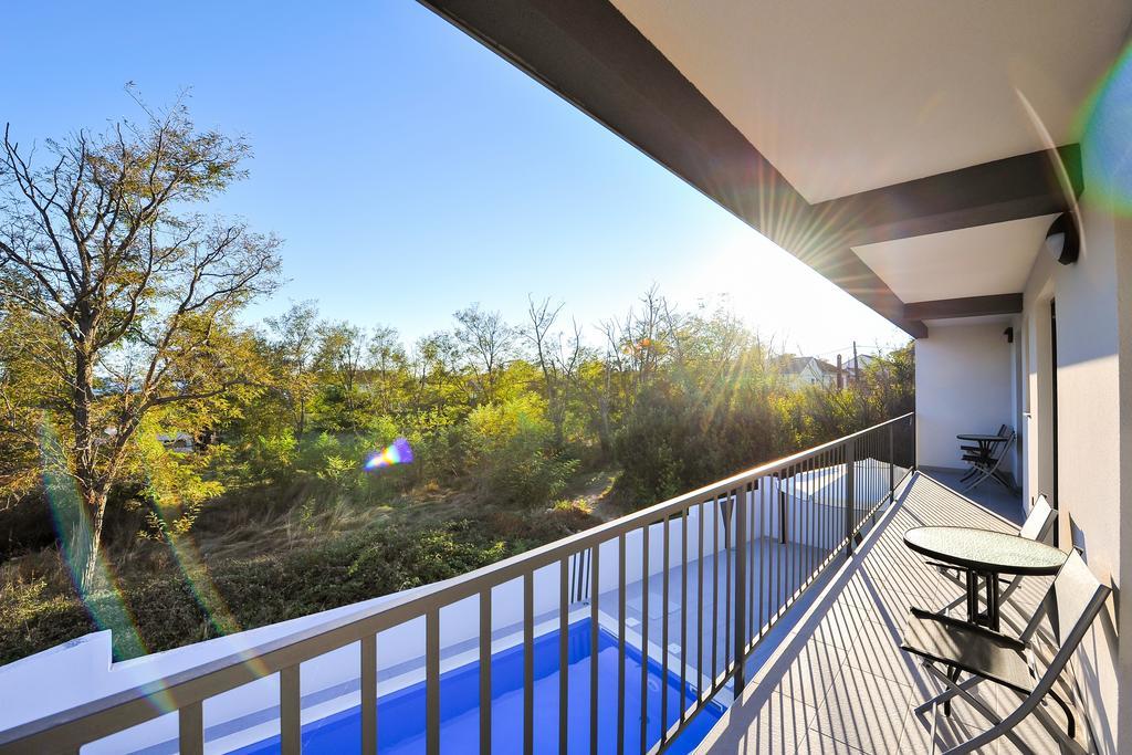Villa Lily Privlaka  Dış mekan fotoğraf